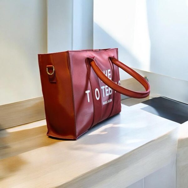 Women Red Vine Tote Bag - Image 3