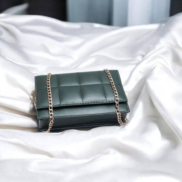 Chainleaf Crossbody Bag - Image 3