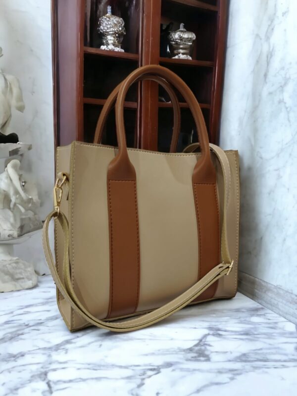 Italian Collection Women Hand Bag - Image 3